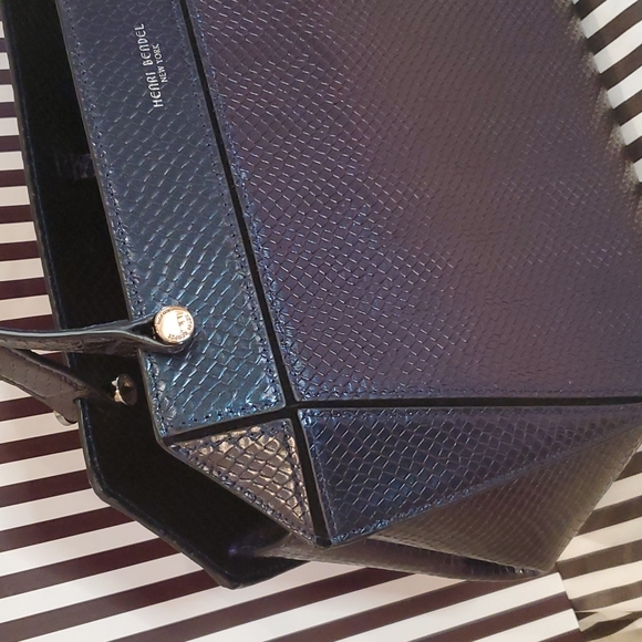 HENRI BENDELπHPπ Bijoux Satchel Metallic Snake Pattern! RARE! πππππππ - Picture 10 of 16